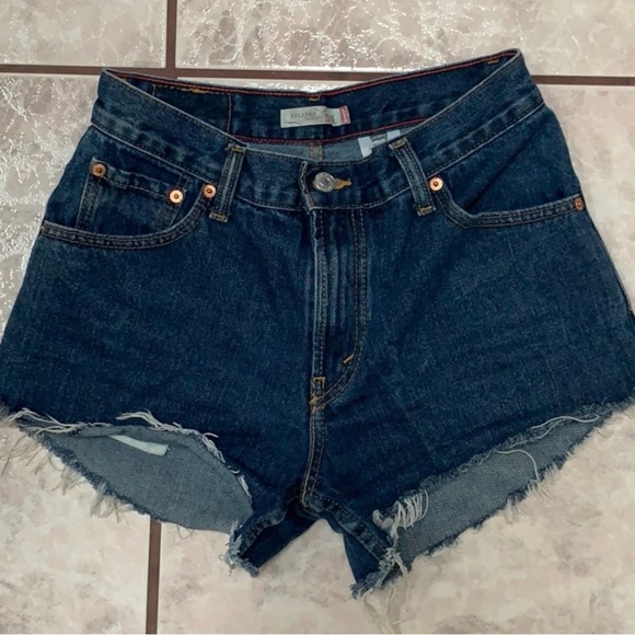 Levi Jean shorts - Picture 1 of 3